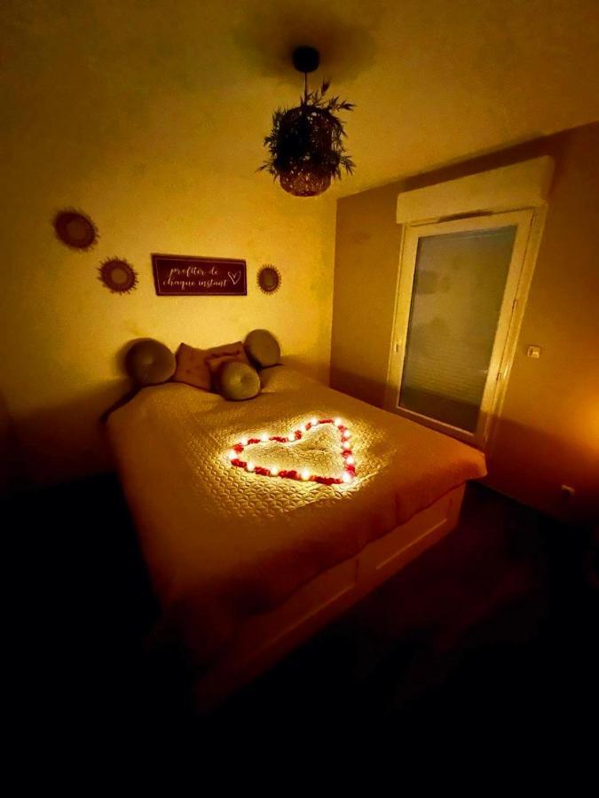 A Fleur De Spa : Maison Chaleureuse Avec Spa Privatif Et Billard. Coulogne Buitenkant foto